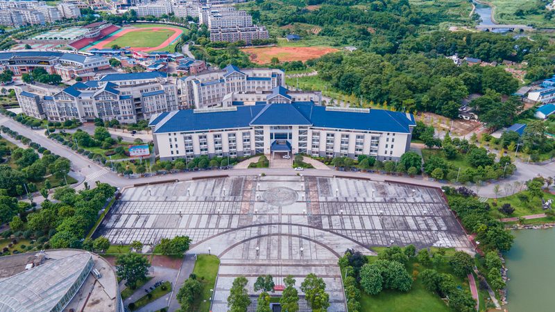 解码电子加工设备：关键规格参数详解